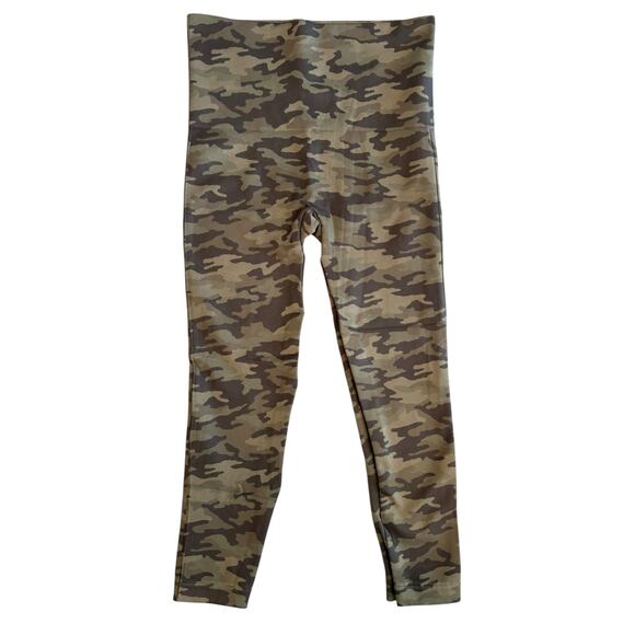 SPANX CAMO SEAMLESS LEGGINGS NWOT SIZE MEDIUM - Picture 4 of 4